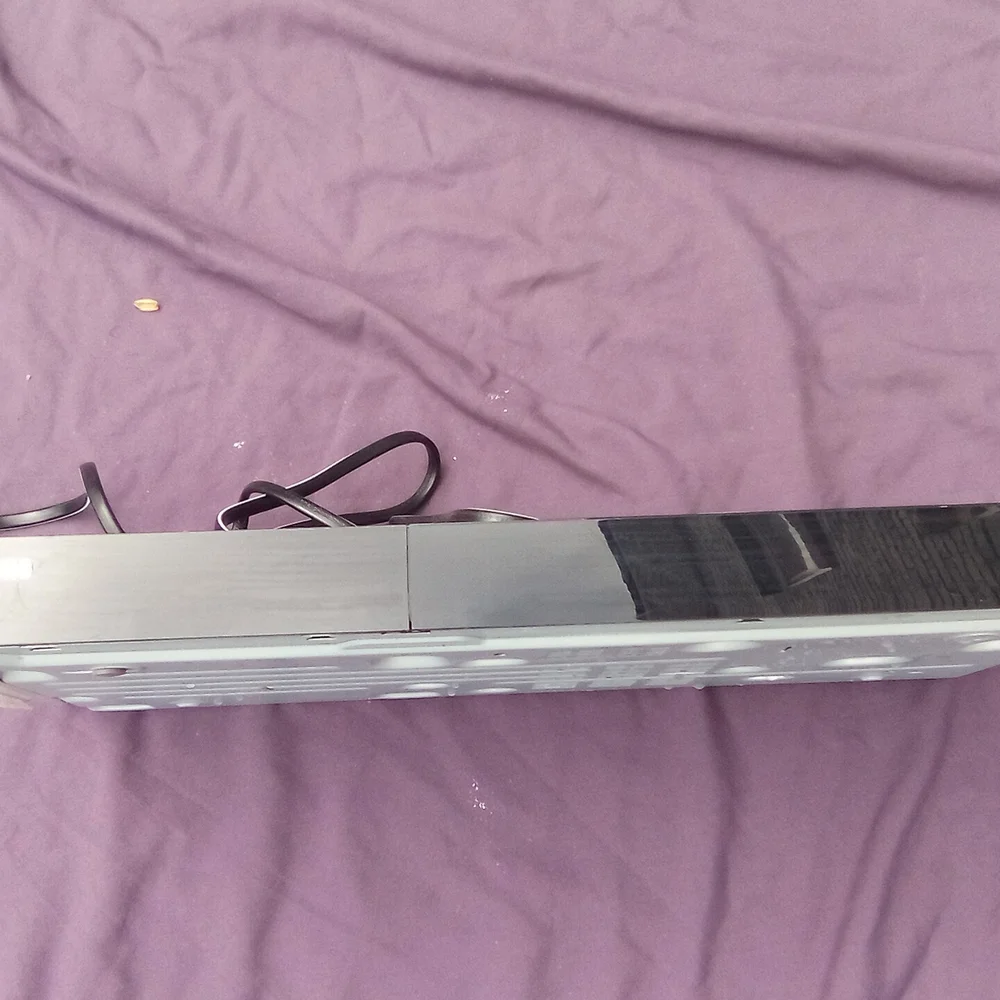 Samsung Silver and Black 3D Blu-ray/DVD Player